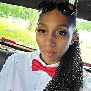 Meet your Posher, Sherita